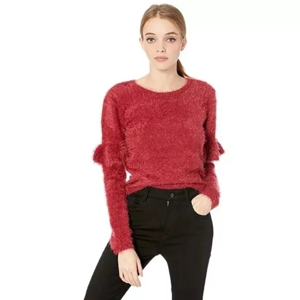 NWT Women BB Dakota Warm Fuzzy Eyelash Sweater Ruffle Sleeve Size:S